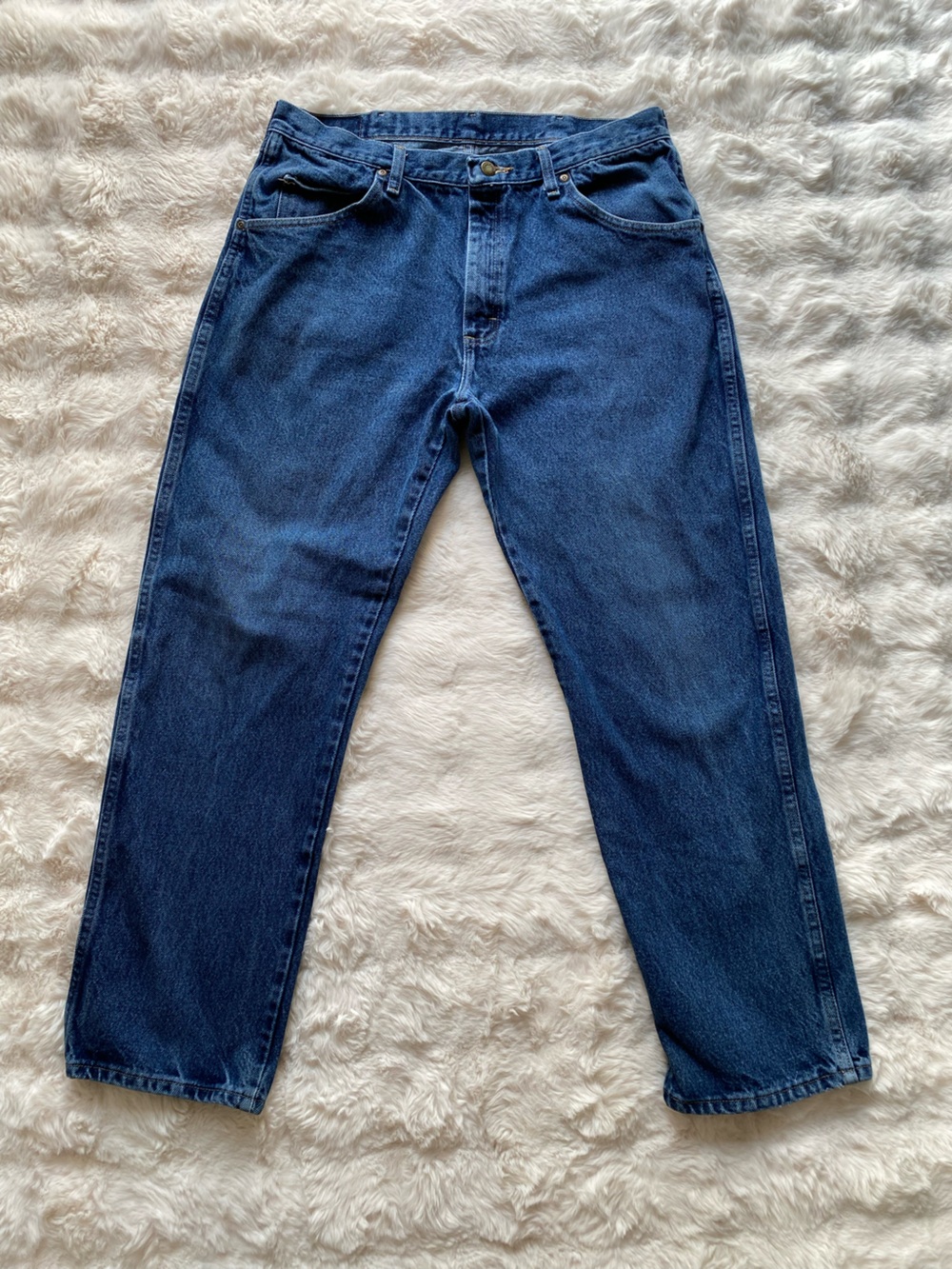 Wrangler Men's Straight Jeans in Deep Indigo Blue 100% Cotton